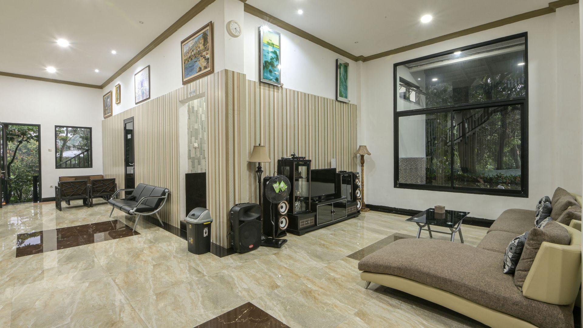 Villa One | Terfavorit & Berkapasitas Besar34 villa