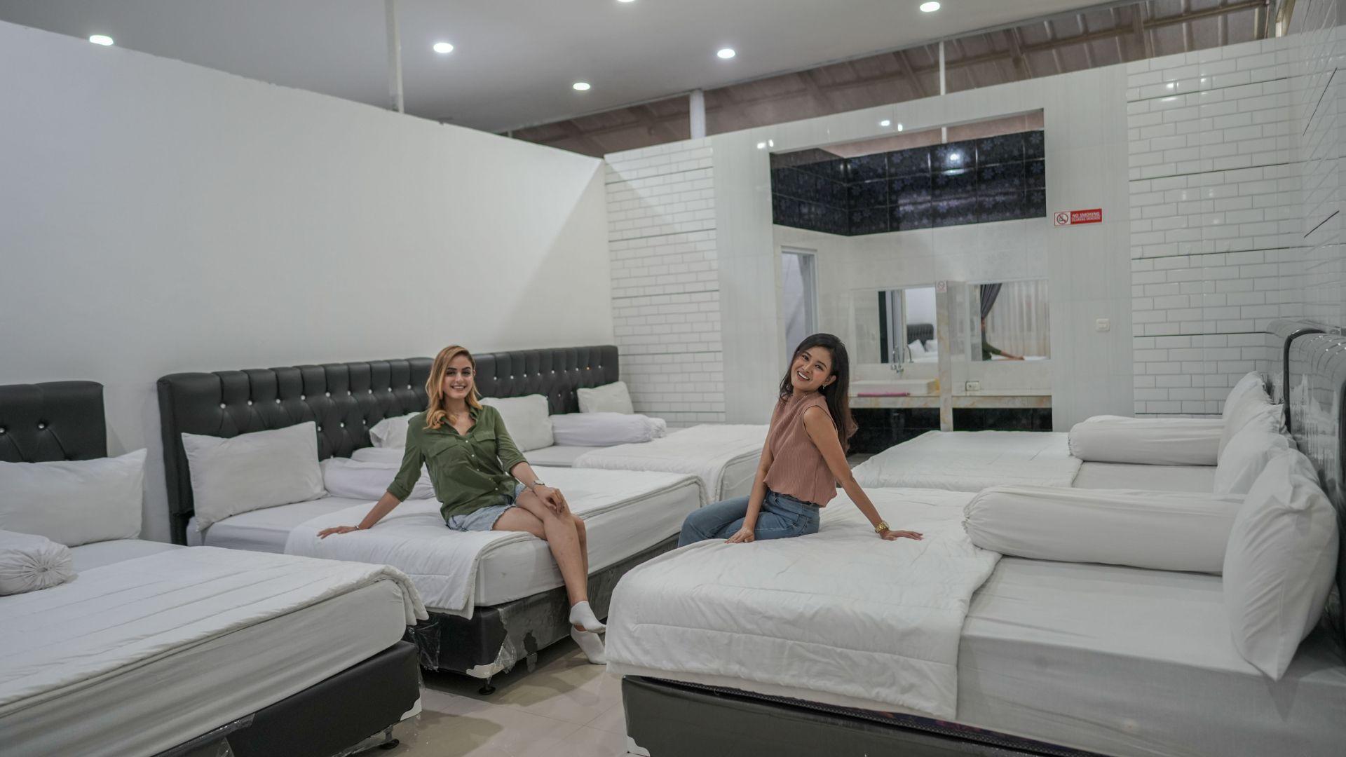 Kebunsu Grand | Fasilitas Terlengkap untuk Outing42 villa